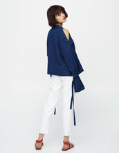 Load image into Gallery viewer, Bulk Stitch Shirt in Cloud